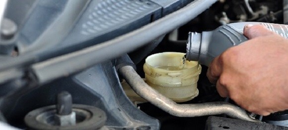 Oil Change in Richmond Hill, Ontario