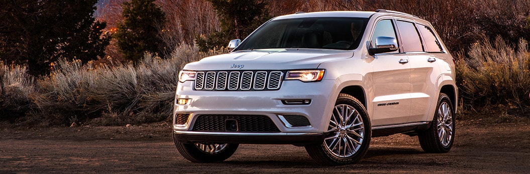 2017 Jeep Grand Cherokee.jpg