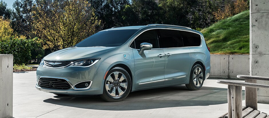 2017 Chrysler Pacifica Design.jpg