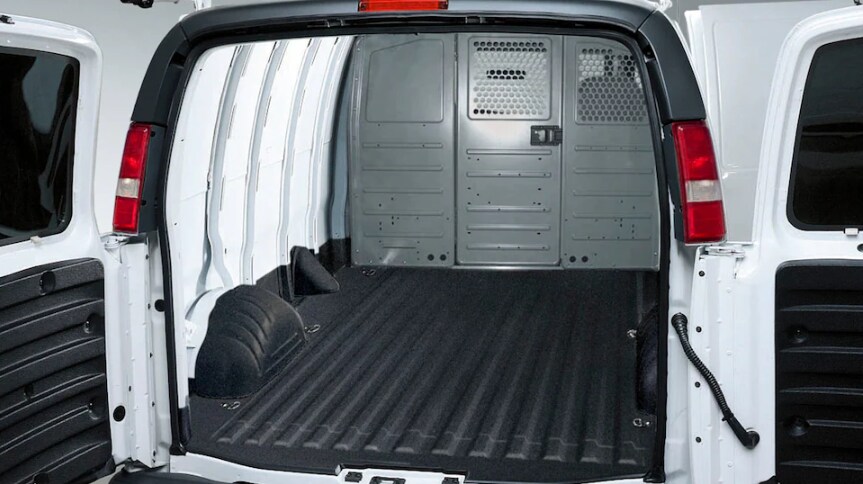 Dueck Auto Group Vancouver BC 2022 GMC Savana Cargo Van - 10.PNG
