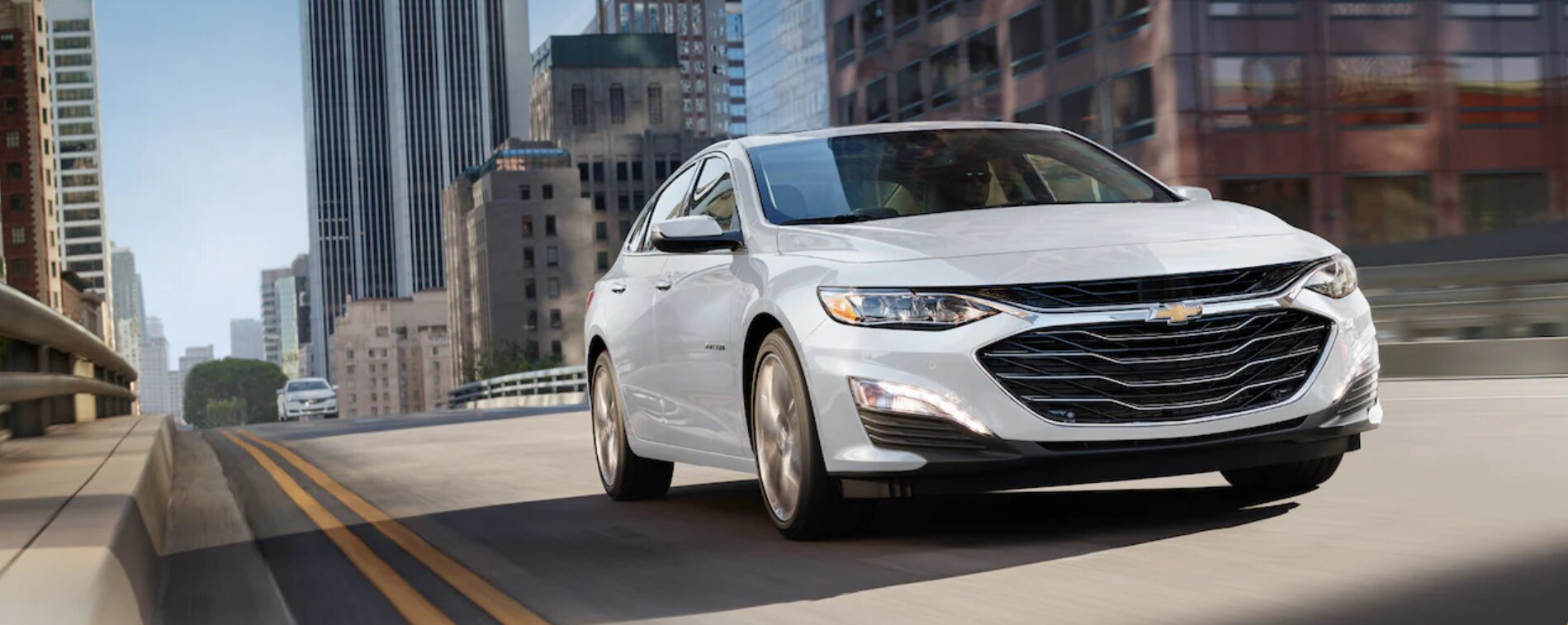 Dueck Auto Group Vancouver BC 2022 Chevrolet Malibu - 2.PNG