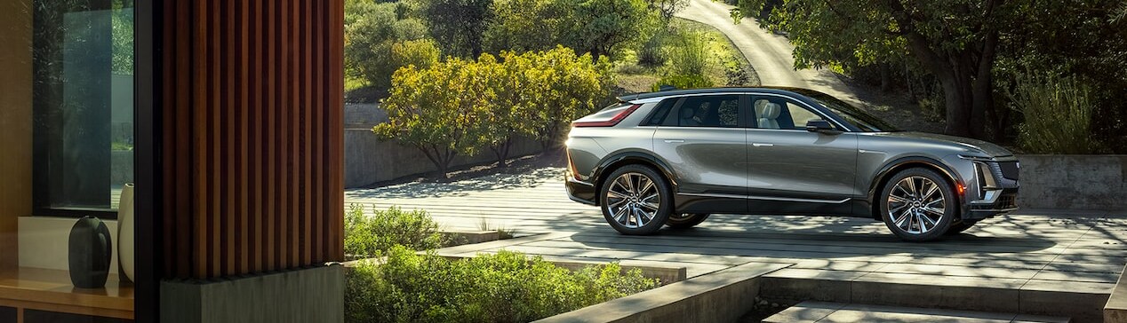 Dueck Cadillac Vancouver 2023 Lyriq - 1.PNG