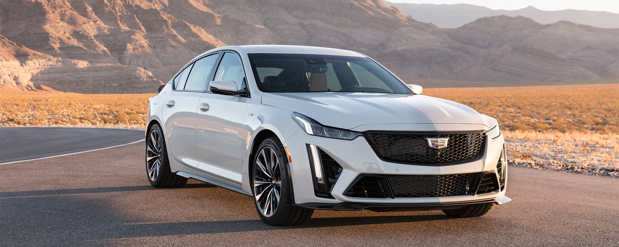 2022-Cadillac-CT5-V-Blackwing-004.png