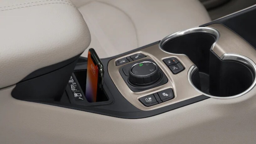 Dueck Auto Group GMC Vancouver 2022 Terrain - 31.PNG