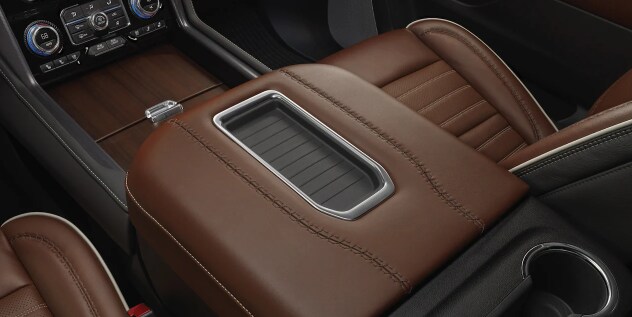 Dueck Auto Group Vancouver BC 2022 GMC Yukon Denali Ultimate - 6.PNG