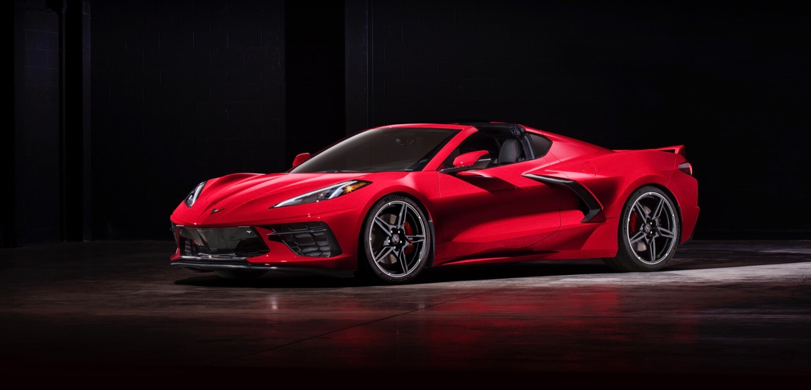 2020-Chevrolet-Corvette-Stingray-045.jpg