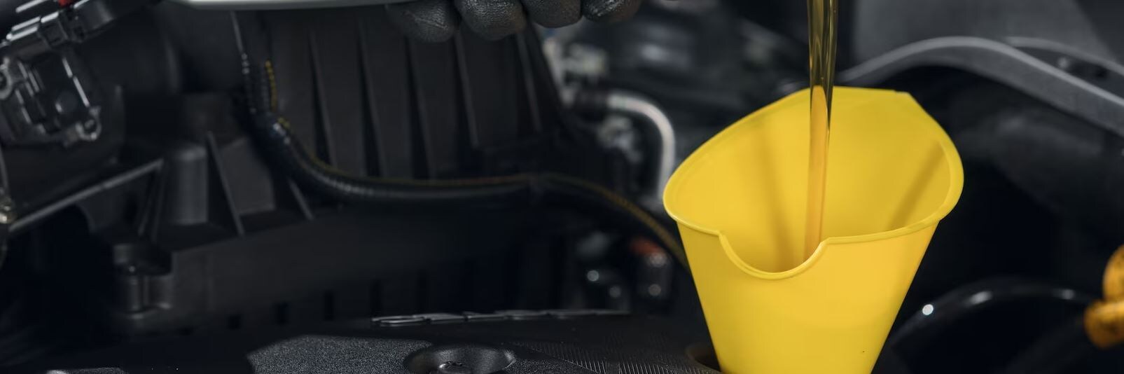 Dueck Auto Goup Oil Change why is it important to change your oil - 3.JPG