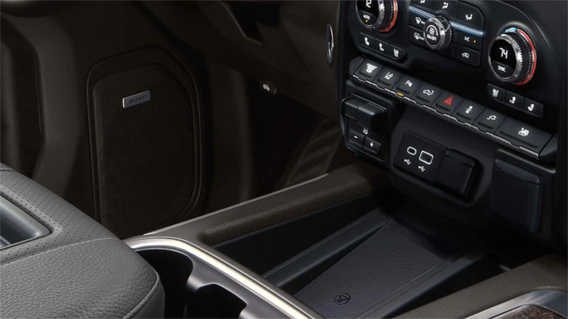 Dueck Auto Group Vancouver GMC Sierra 2500HD _ 3500HD - 18.PNG