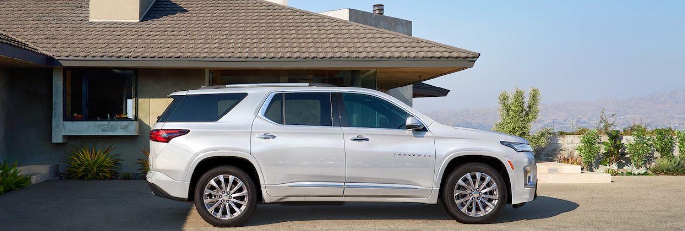 Dueck Auto Group Vancouver BC 2023 Chevrolet Traverse - 1.JPG
