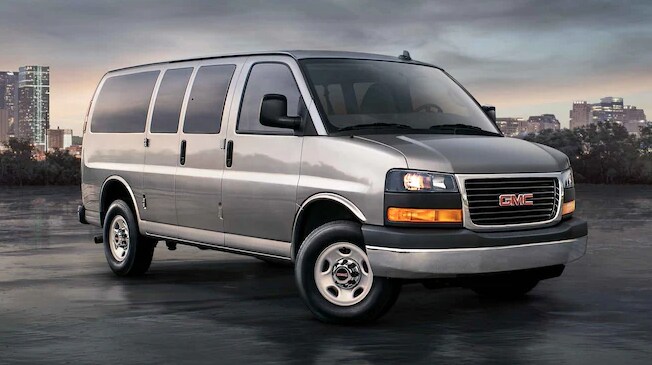 Dueck Auto Group Vancouver BC GMC 2022 Savana Passenger Van - 4.PNG