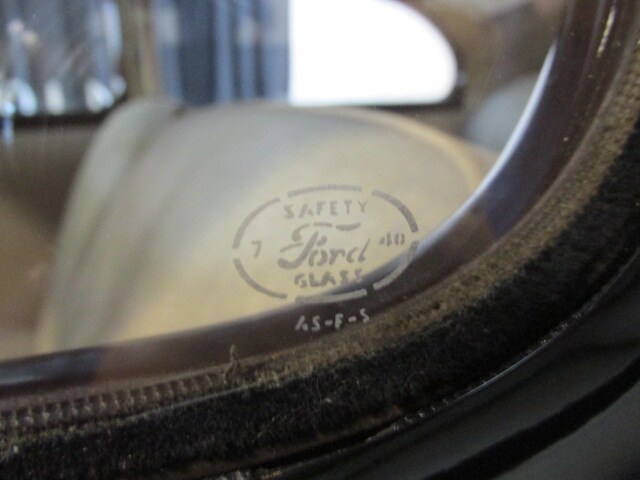 Ford Deluxe 7