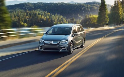 2020-Honda-Odyssey(400x250).jpg