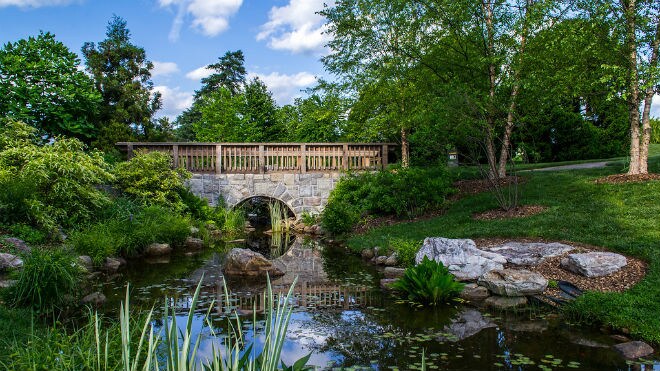 hahn horticulture garden.jpg