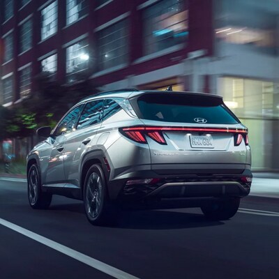 2023-Hyundai-Tucson-Model-Research-Rear.png