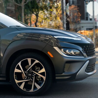 2023-Hyundai-Kona-Model-Research-Safety.png