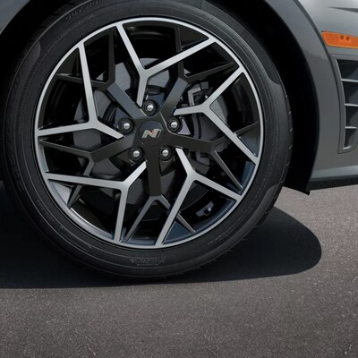 2023-Hyundai-Sonata-Model-Research-Safety.png