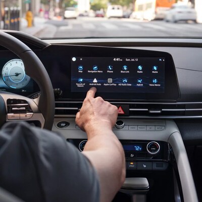 2023-Hyundai-Elantra-Model-Research-Technology.png