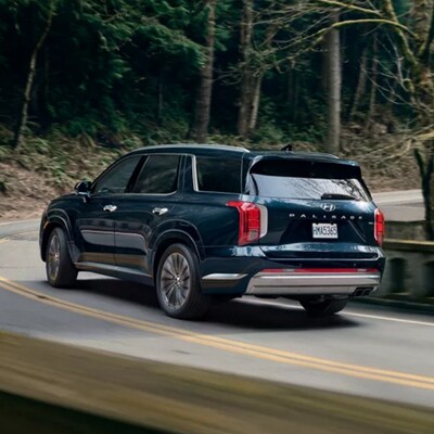 2023-Hyundai-Palisade-Model-Research-Rear.png