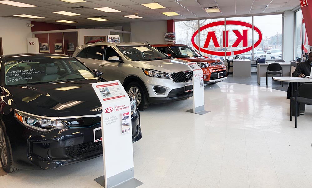 DKia-showroom-1-photo-4-18.jpg