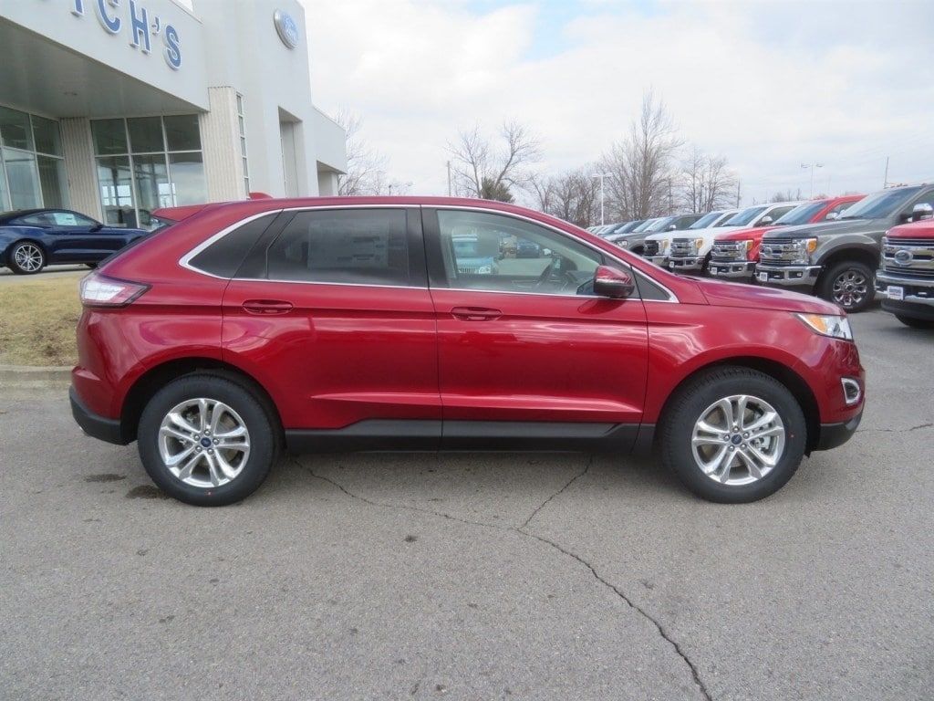 2018 Ford SUV.jpg Ford Edge SUV
