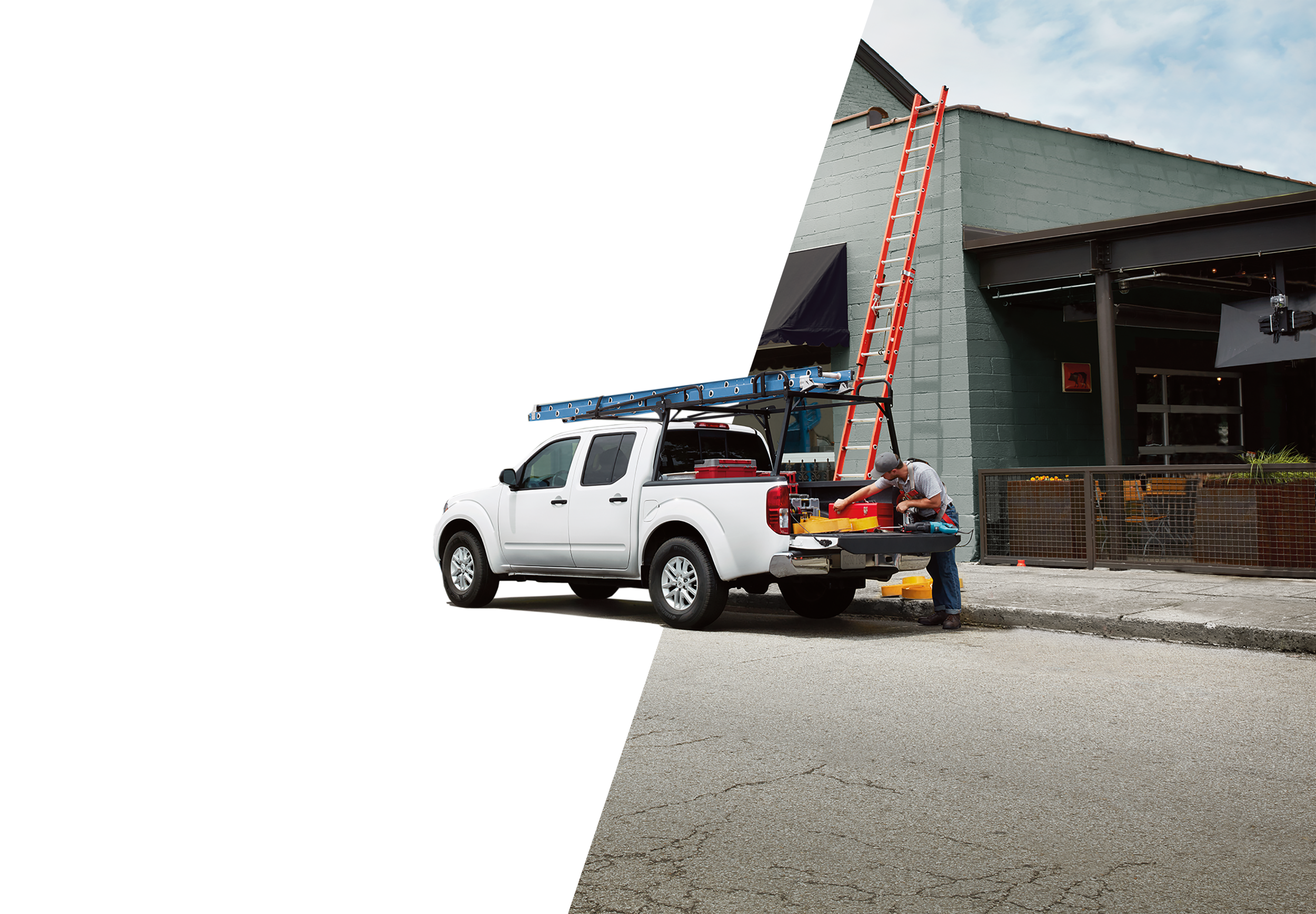 Nissan_BizFleet_Contractor_Frontier.jpg