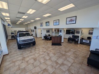 Truck center photo