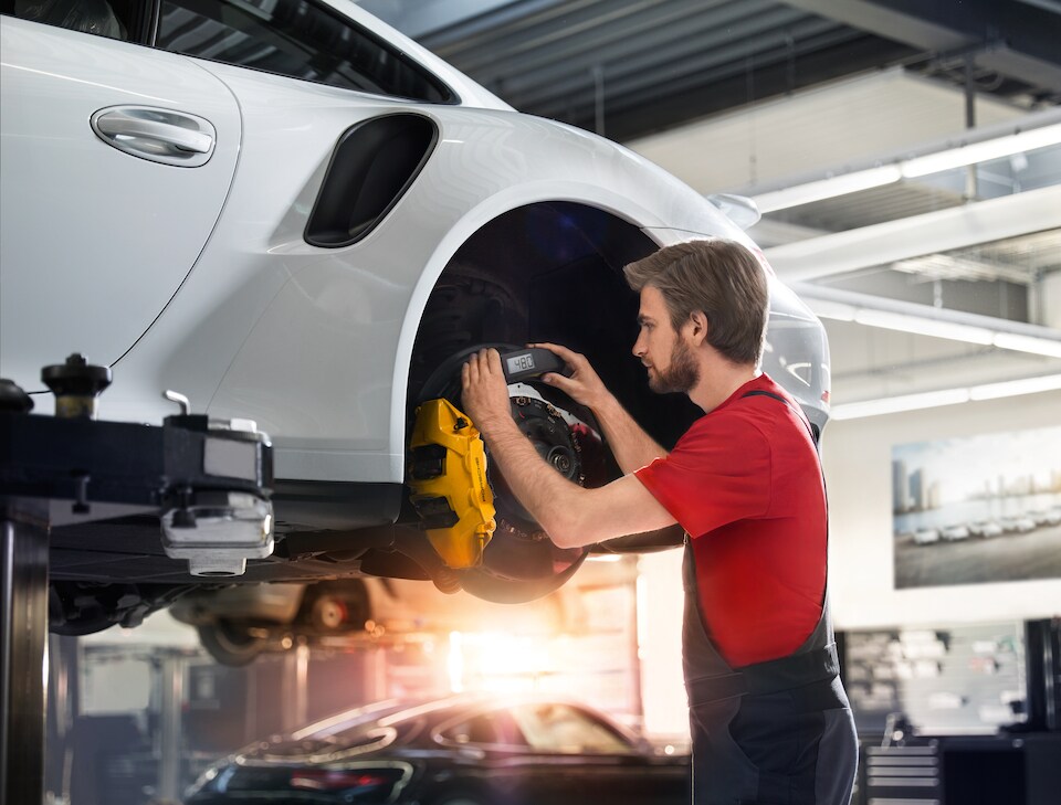 Porsche-Service-35.jpeg