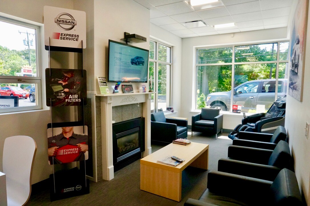 nissan_waiting_area.jpg