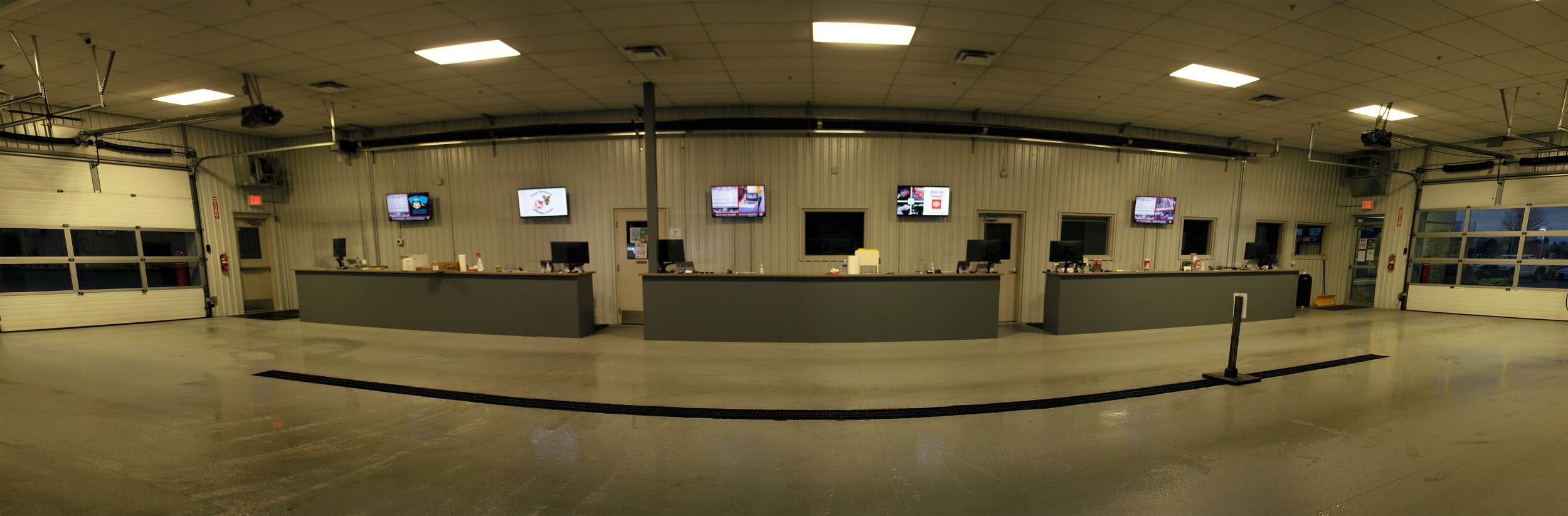 Service Lane Panorama 5000 px width.png