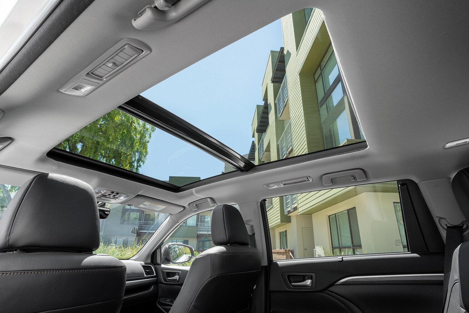 Moonroof.jpg