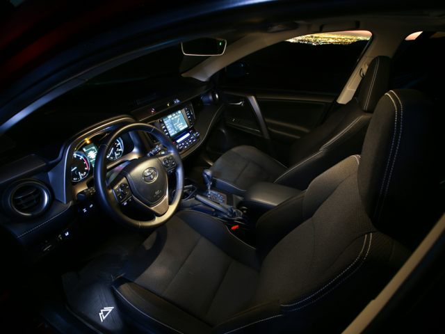 2018 Toyota RAV4 interior Scotchtown