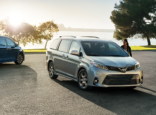 what different tire options are available at Johnstons Toyota in New Hampton