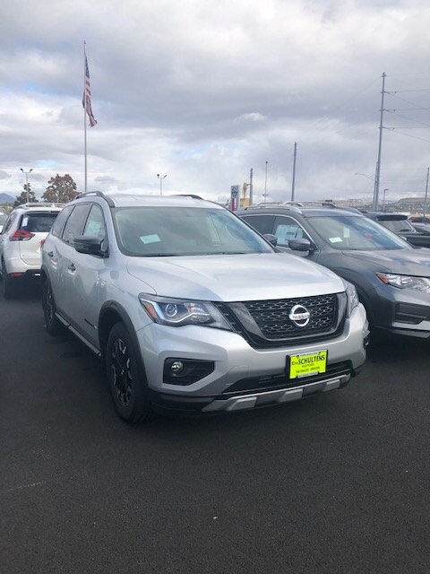 KN261 2019 NIssan Pathfinder SV 4x4.jpg