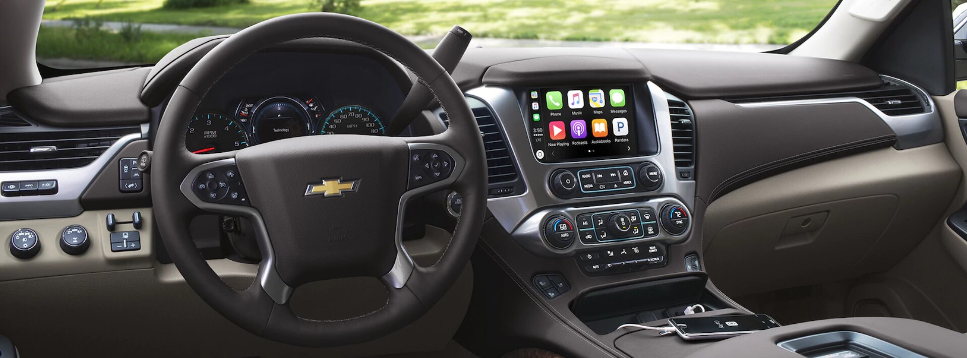 2018 Chevrolet Suburban Technology.PNG