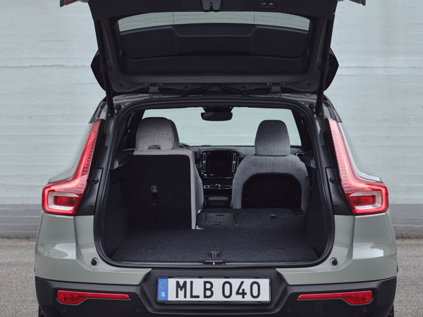 2023 Volvo XC40 Recharge Cargo Space