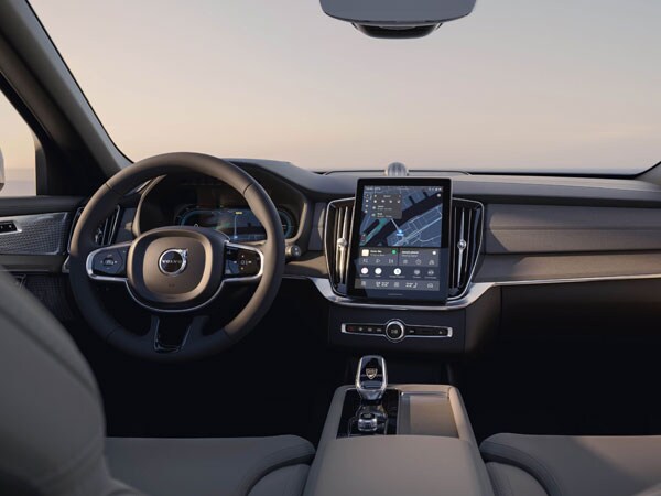 2025 Volvo XC90 Interior