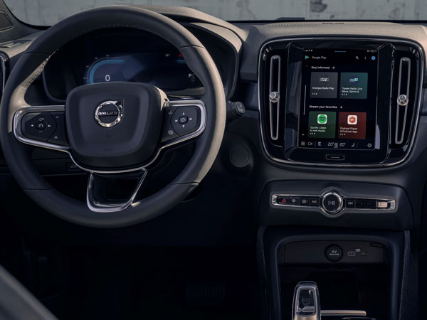 2023 Volvo XC40 Recharge Interior