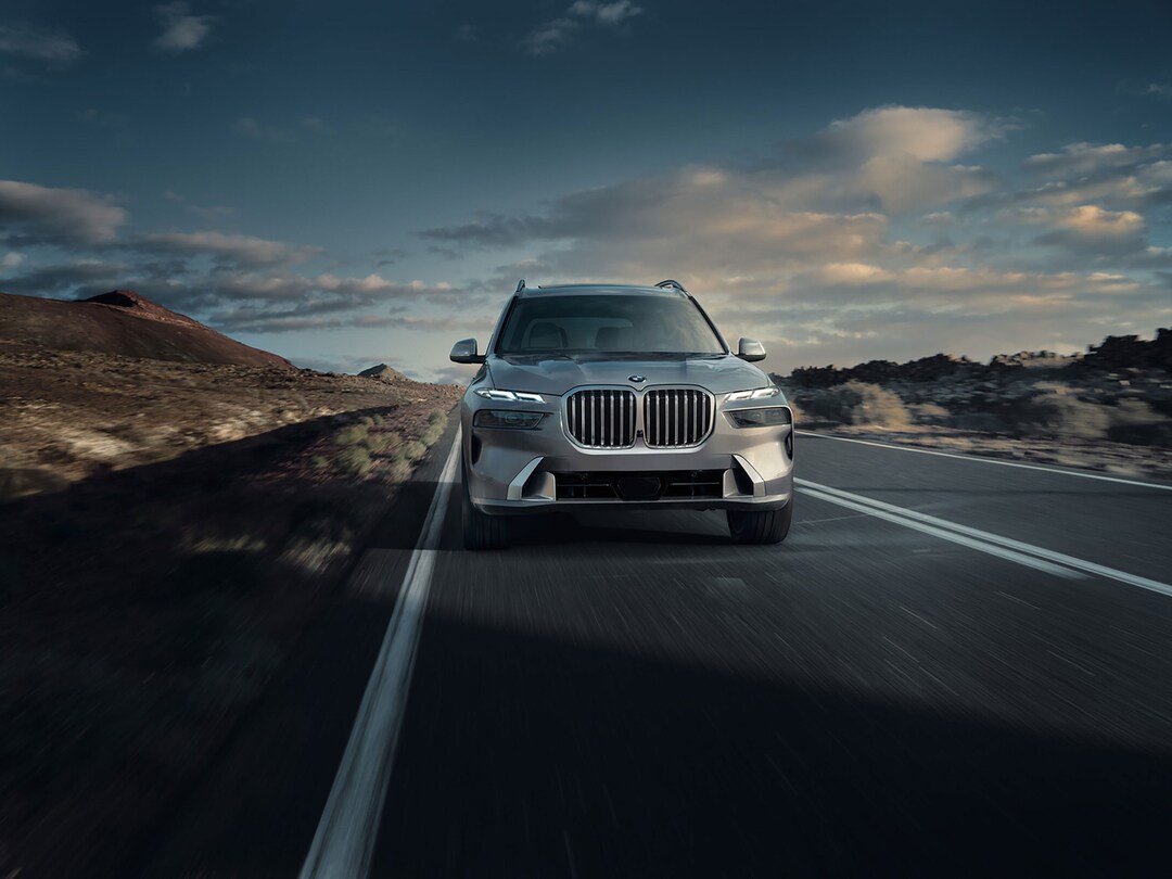 2026 BMW X7 2026 BMW X7 Front view
