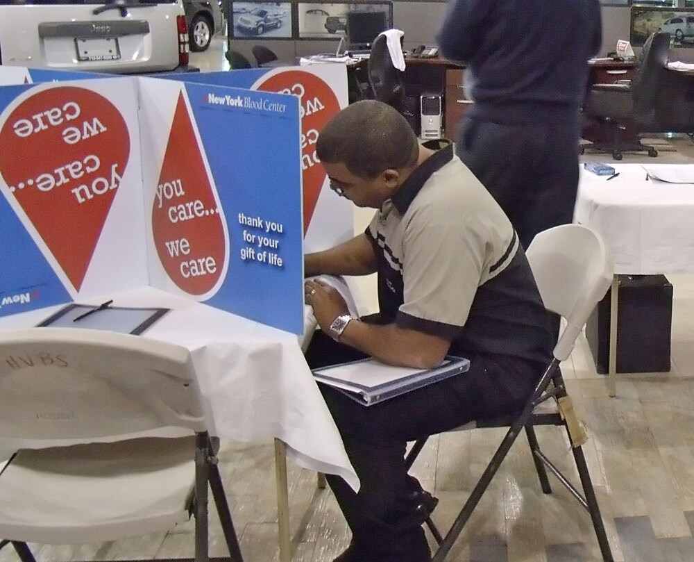 Holiday Heroes Blood Drive