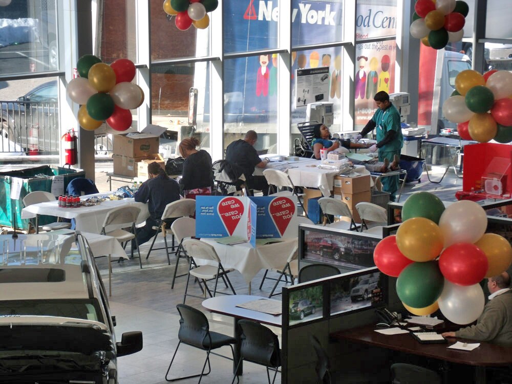 Holiday Heroes Blood Drive
