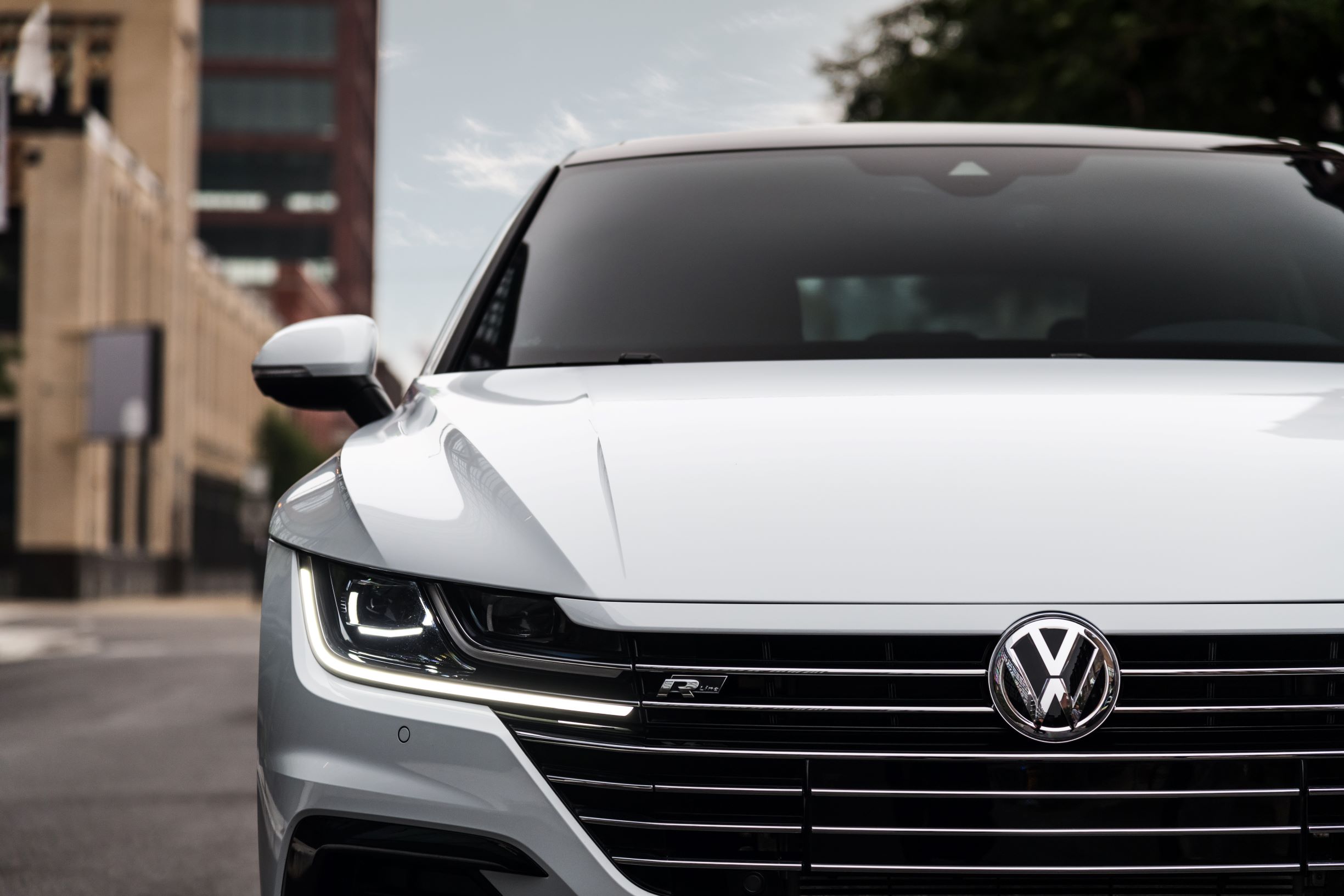 2020VWArteonExterior2.jpg