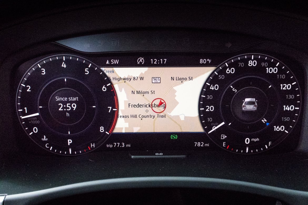 2018-Volkswagen-Atlas-dashboard1.jpg