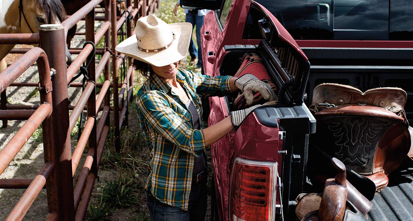 2016 Ram 1500 storage