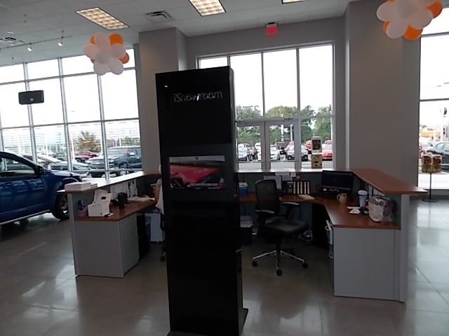 East Tennessee Dodge Showroom Chrysler Dodge Jeep Dealer Showroom near Sweetwater TN