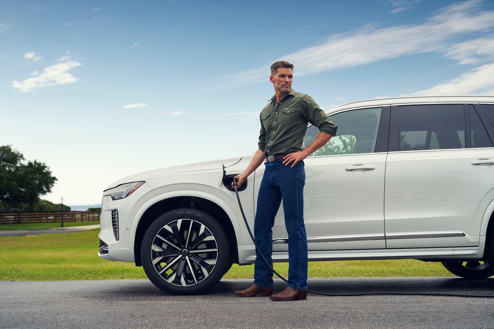 Volvo Dealer near Wichita KS