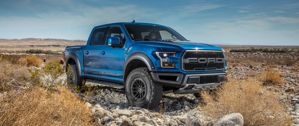 2020-Ford-F150-Raptor-Standard-SuperCrew-5ft-Truck-L02 cropped.jpeg