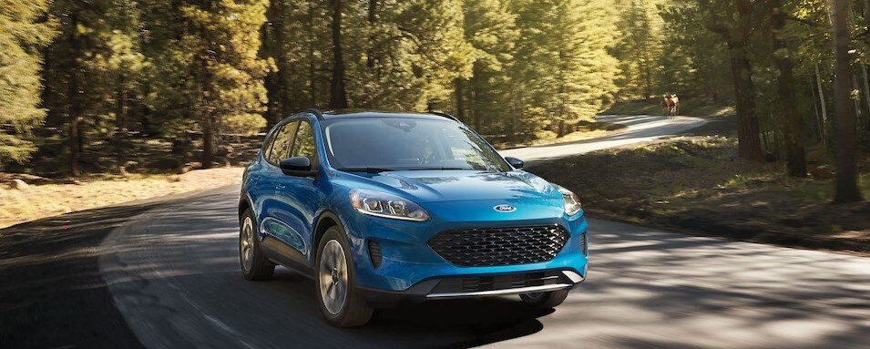 2020-Ford-Escape-Titanium-SUV-L03.jpeg