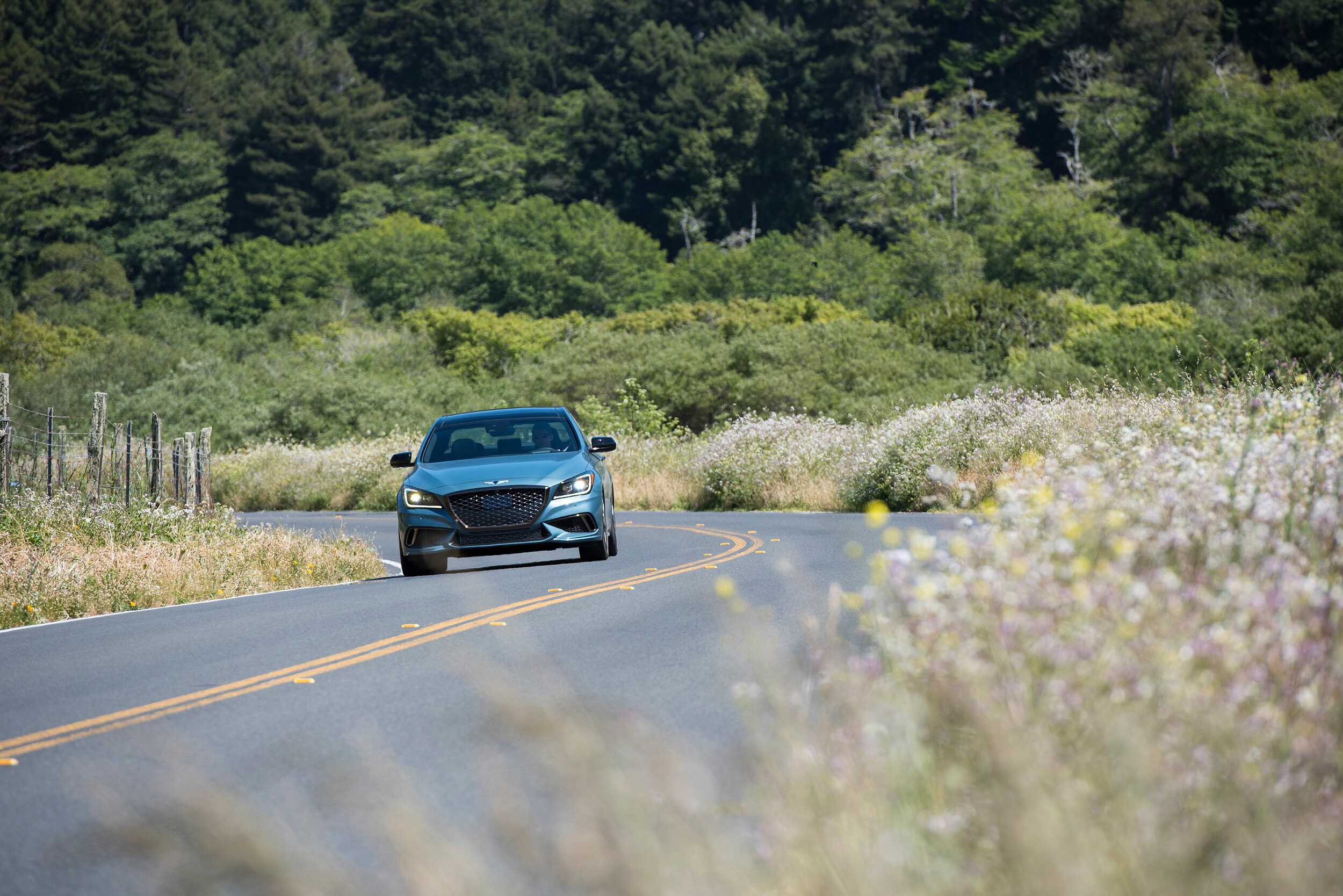 754-2018GenesisG80Sport.jpg