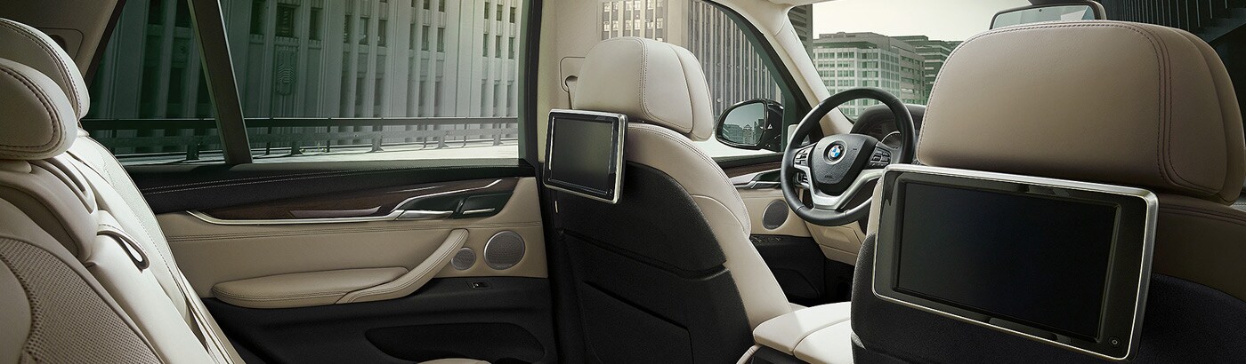2017-bmw-model-interior-view.jpg