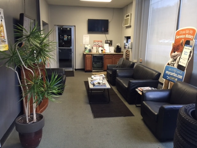 zservice lounge.jpg